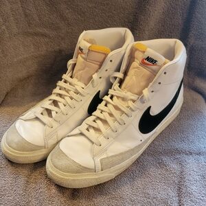 Nike Men's Blazer Mid 77's 12.5 High-Top Sneakers
